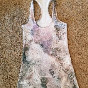 Lululemon tank size 6